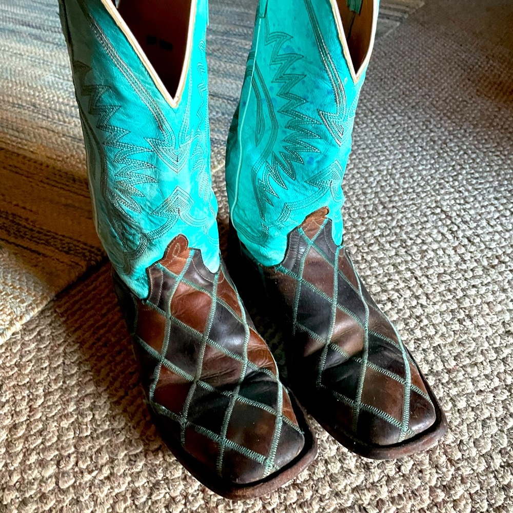 Cowboy boots 12D